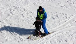 爆料滑雪教练是谁呀视频,爆料滑雪教练身份大起底！