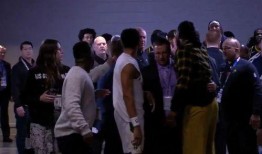 雄鹿酒吧爆料视频完整版