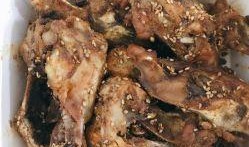 莱山麻辣鸡架爆料视频,辣味诱惑，揭秘网红美食背后的故事