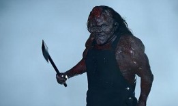 短柄斧1在线观看,惊悚探险，生死较量