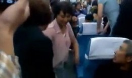 16楼大妈现身爆料视频,揭秘小区不为人知的秘密