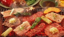 石家庄烧烤厂爆料视频,揭秘烧烤制作全过程