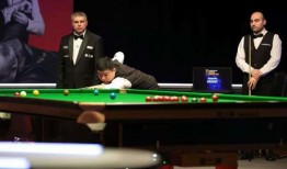 丁俊晖白球爆料最新消息,揭秘斯诺克界最新动态与幕后故事