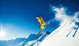 爆料滑雪教练是谁呀视频,爆料滑雪教练身份大起底！