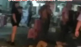 唐山殴打事件爆料视频,监控视频揭露惊人殴打场面